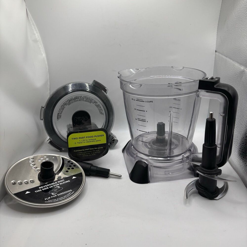 NINJA BN700 Food Processor Unit With Food Pusher UNTESTED